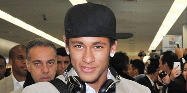 Neymar Buka Bisnis Restoran di Barcelona