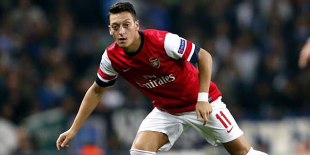 Ozil Bantah Tuduhan Tak Profesional di Madrid Ozil Bantah Tuduhan Tak Profesional di Madrid