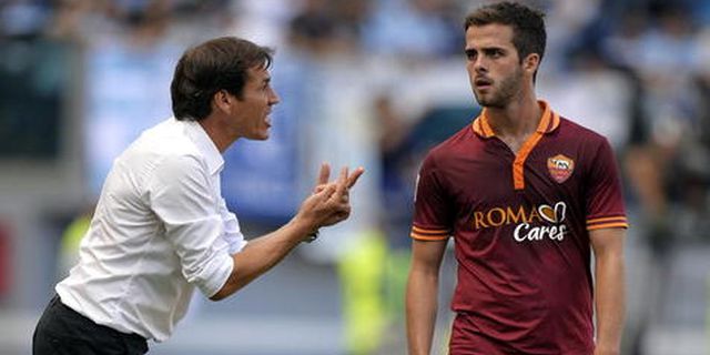 Didekati Barca dan Chelsea, Roma Segera Pagari Pjanic Didekati Barca dan Chelsea, Roma Segera Pagari Pjanic