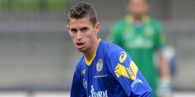 Youngster Verona Mendekat ke Arsenal?