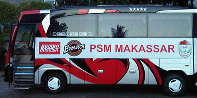 Manajemen Hadirkan Bus Branding PSM di Jepara