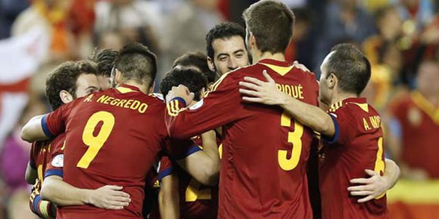 Highlights WCQ 2014: Spanyol 2-0 Georgia