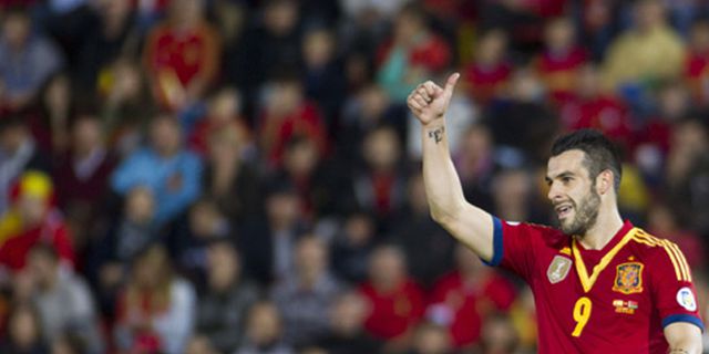 Negredo Tekankan Pentingnya Kerja Keras di La Roja