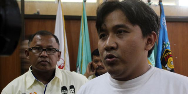 Arema Cronous Bantah Bakal Dicerai Pelita Jaya Cronous Arema Cronous Bantah Bakal Dicerai Pelita Jaya Cronous