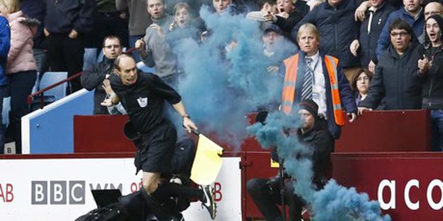 Villas-Boas Kecam Fans Spurs Usai Insiden Flare