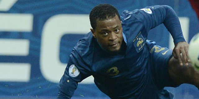 Hina Legenda Prancis, Evra Dapat Panggilan FFF Hina Legenda Prancis, Evra Dapat Panggilan FFF