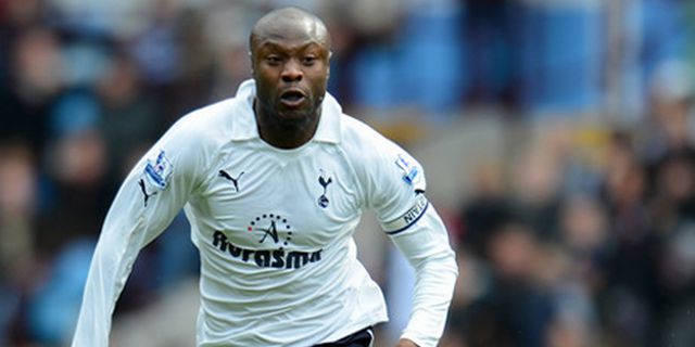 Gallas Berlabuh di Perth Glory