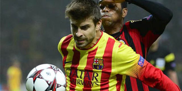 Pique Mungkin Cuma Jadi Penonton di El Clasico Pique Mungkin Cuma Jadi Penonton di El Clasico