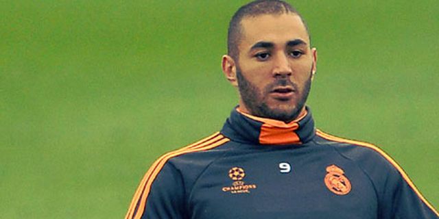 Mijatovic: Madrid Harus Pertahankan Benzema