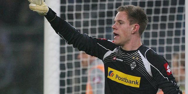 Ter Stegen: Valdes Terbaik, Barca Terbesar