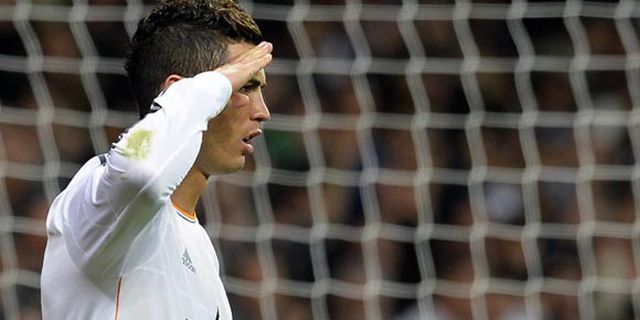 Video: Sindiran Fans Ronaldo Kepada Blatter