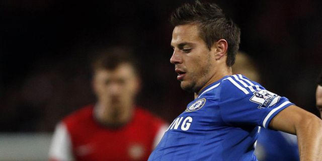 Demi Posisi Utama, Azpilicueta Siap Bersaing Dengan Ivanovic Demi Posisi Utama, Azpilicueta Siap Bersaing Dengan Ivanovic