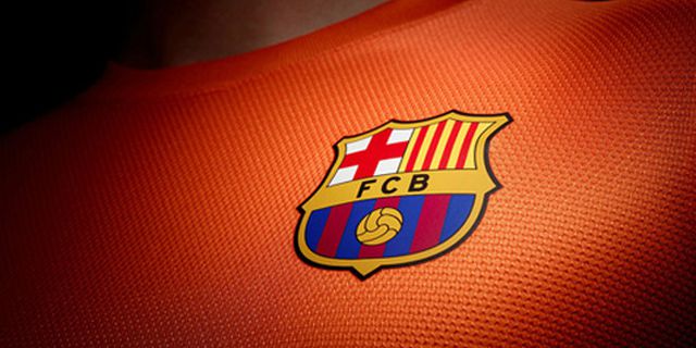 Dikado Jersey Barcelona, Bocah Ini Malah Ngambek