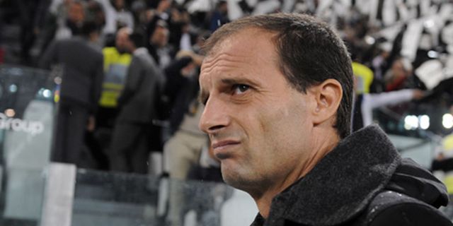 Allegri: Memalukan, Ini Momen Terburuk Saya di Milan Allegri: Memalukan, Ini Momen Terburuk Saya di Milan