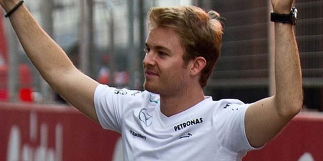 Rosberg: Tak Hanya Raikkonen yang Belum Dapatkan Gaji