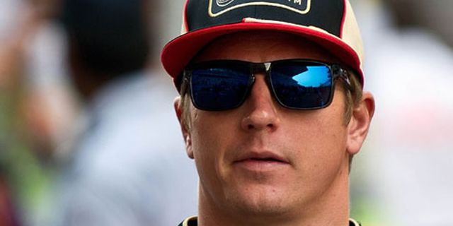 Tabrakan, Raikkonen Langsung Tinggalkan Yas Marina