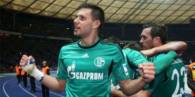 Pemain Schalke Beber Cara Redam Chelsea