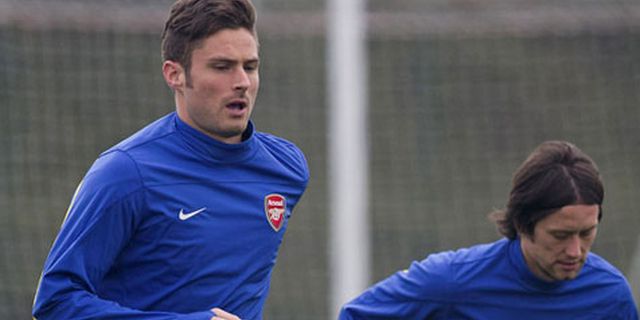 Giroud: Kritik Sekedar Angin Lalu