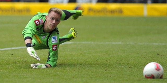 Monchengladbach Optimis Ter Stegen Bertahan