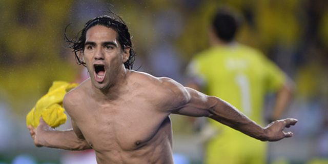 United Siap Ganggu Chelsea Kejar Falcao