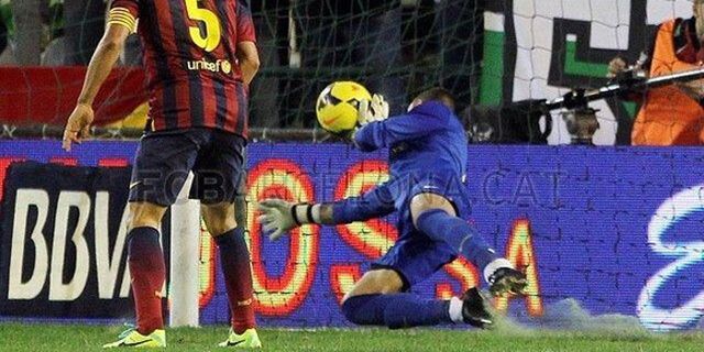 Disamakan Dengan Legenda Inggris, Valdes Pilih Merendah