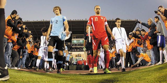 Highlights Playoff WCQ 2014: Yordania 0-5 Uruguay