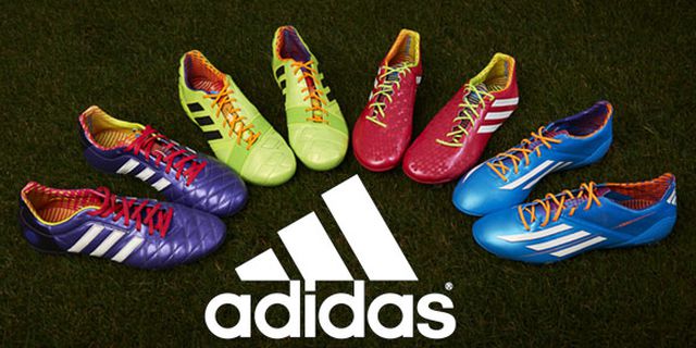 Gaya Pemain Adidas Dengan Sepatu Samba Edition