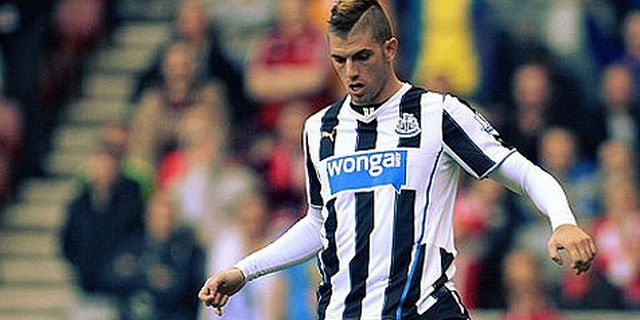 Milan Masuk Antrian Boyong Santon