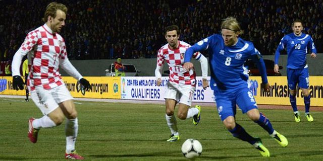 Islandia Kena Getah Keputusan Wasit Kontroversial Islandia Kena Getah Keputusan Wasit Kontroversial