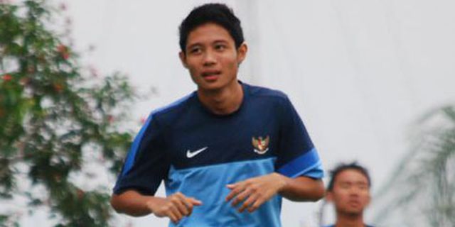 Tim Pelatih Skuat Garuda Jaya Terus Genjot Fisik Evan Dimas cs Tim Pelatih Skuat Garuda Jaya Terus Genjot Fisik Evan Dimas cs