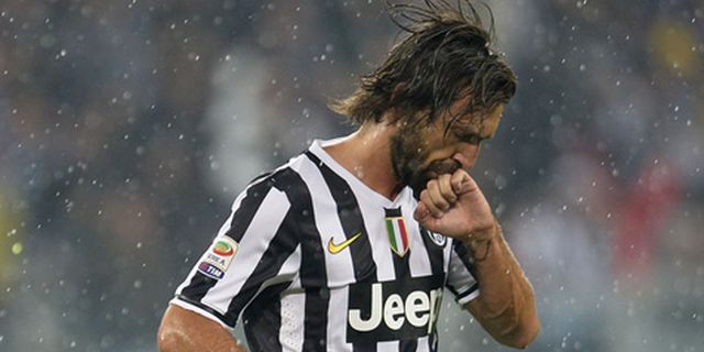 Klub-klub Inggris Pantau Andrea Pirlo Klub-klub Inggris Pantau Andrea Pirlo
