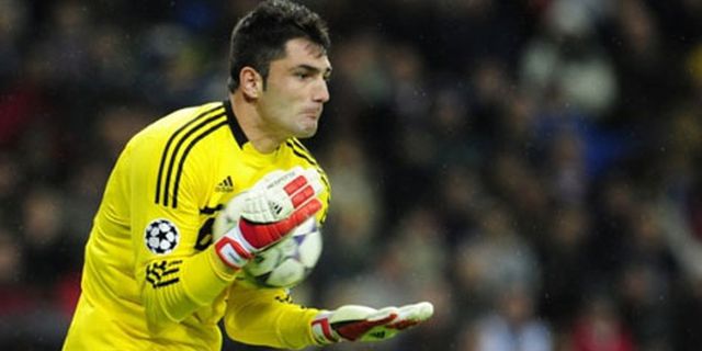 Kiper Buangan Madrid Merapat ke Cagliari