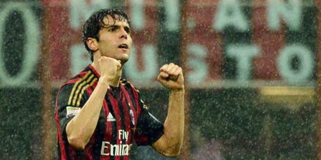 Allegri Jadikan Kaka Gelandang Bertahan?