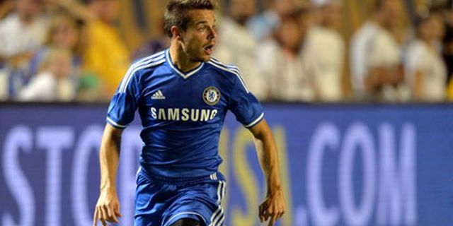 Jarang Tampil, Azpilicueta Pilih Bertahan