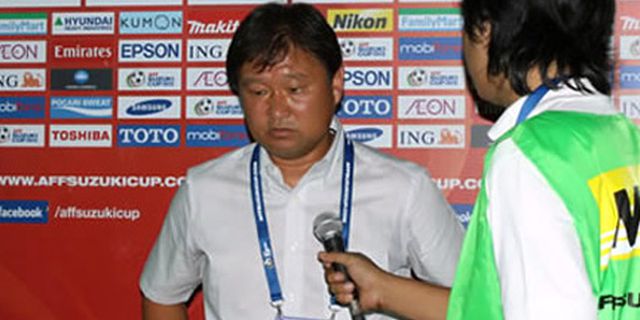 Laos Bayangi Indonesia di Prebutan Juara MNC Cup 2013