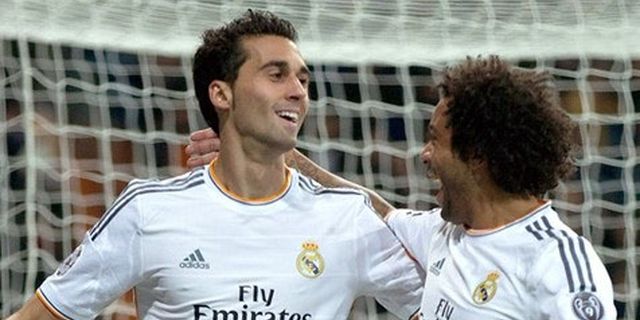 Arbeloa Atasi Kritikan Publik Bernabeu