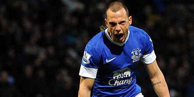 Martinez Usir Halus Heitinga dari Goodison Park Martinez Usir Halus Heitinga dari Goodison Park