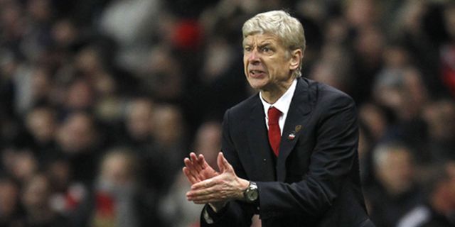 Arsene Wenger Jauhkan Arsenal Dari Predikat Calon Juara