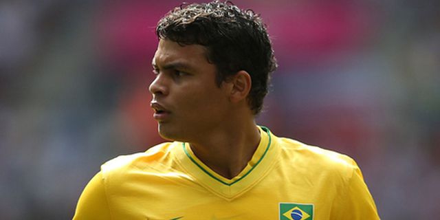 Thiago Silva Enggan Remehkan Kekuatan Spanyol Thiago Silva Enggan Remehkan Kekuatan Spanyol