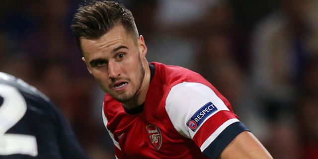 Carl Jenkinson Dicegat Polisi Sebelum Bermain Lawan Hull