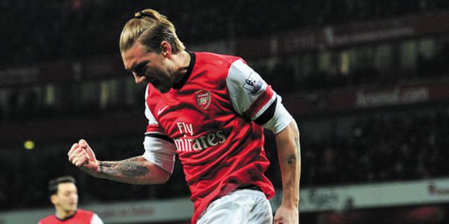 Nicklas Bendtner Luapkan Amarah Lewat Selebrasi Gol