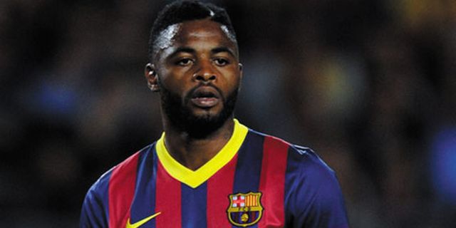 Arsenal dan Man United Rebutan Alex Song Arsenal dan Man United Rebutan Alex Song