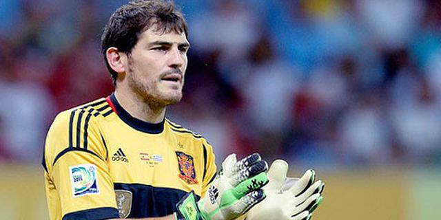 Casillas: Kekuatan Mental Penting untuk Kiper Casillas: Kekuatan Mental Penting untuk Kiper