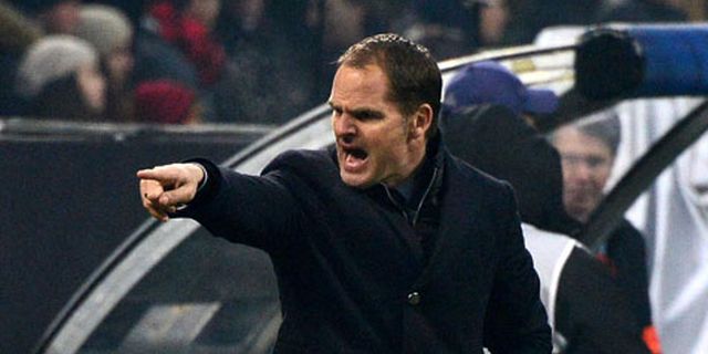 Patahkan Taktik Negatif Milan, De Boer Coba Segalanya Patahkan Taktik Negatif Milan, De Boer Coba Segalanya