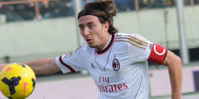Montolivo Ingin Seluruh Italia Mendukung Milan Montolivo Ingin Seluruh Italia Mendukung Milan