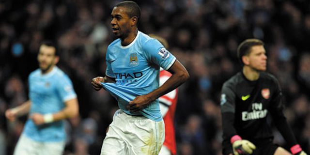 Fernandinho: Hancurkan Arsenal Butuh Keberuntungan