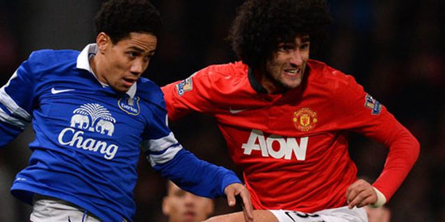 Owen: Moyes Harusnya Beli Barkley, Bukan Fellaini