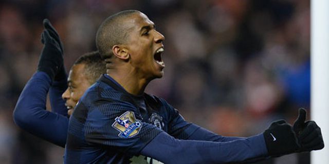 Young: Kondisinya Gila, Namun Saya Senang Cetak Gol Young: Kondisinya Gila, Namun Saya Senang Cetak Gol