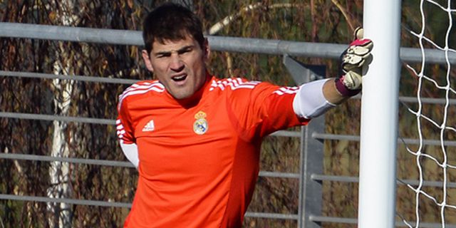 Casillas Tak Gubris Tawaran City - Arsenal Demi La Decima