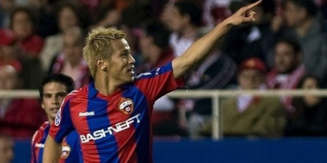 De Jong Lega Milan Dapatkan Honda 